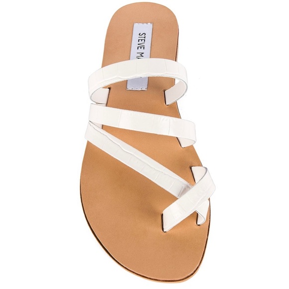 Steve Madden Shoes - ✨ CLEAR OUT SALE ✨ Steve Madden Ringtone Sandal